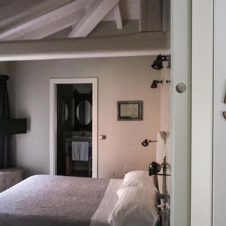 Corte Merighi Charming Rooms Верона Екстер'єр фото